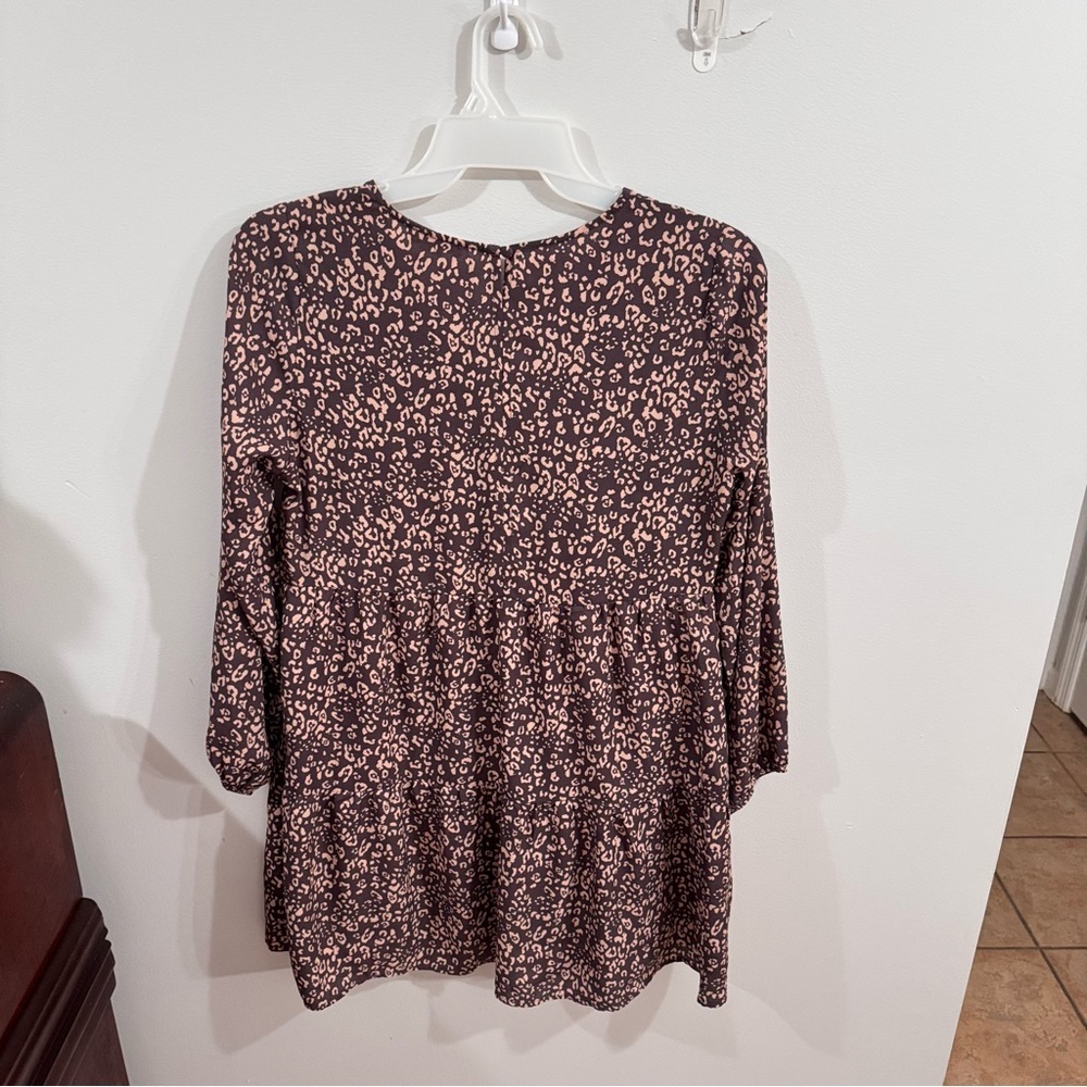 Andree By Unit  Leopard Print Tiered Shift Dress Size Medium - Picture 5 of 7